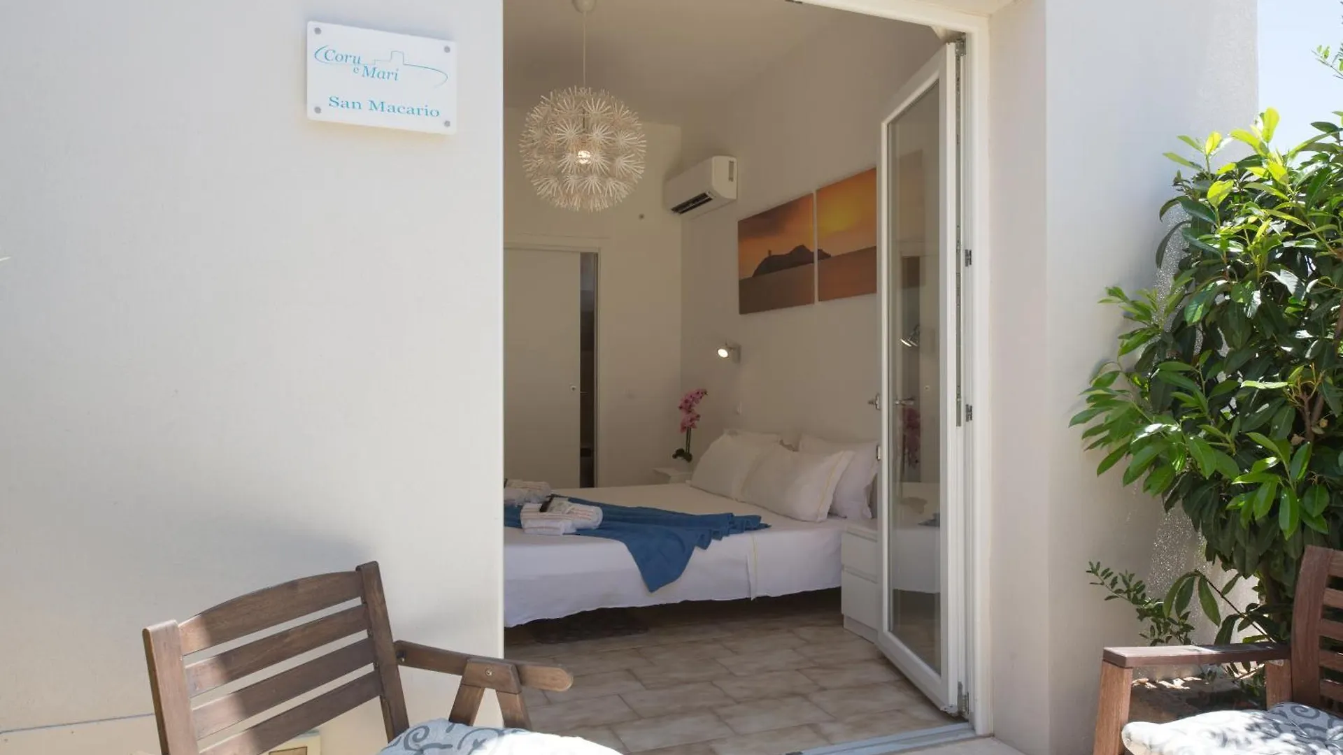 Affittacamere Hotel Coru e Mari Pula